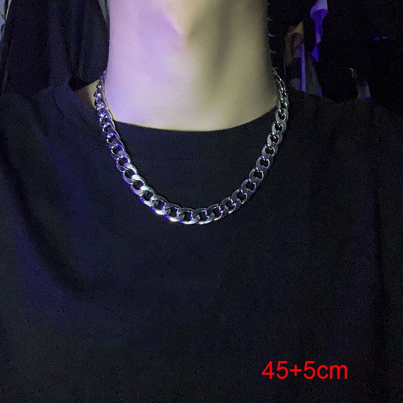 422518811